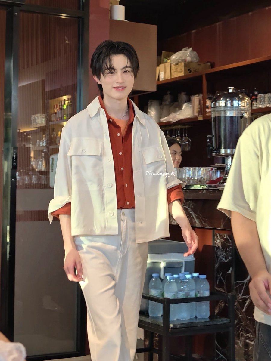 Asa_Cayenne's tweet photo. มีเด็กเดินยิ้มหวานมาเลยค้าบบ 🤍🧡

MISE EN SCENE AA HAIR MARK  
#MISEenSCENEXAA #AAashirakorn https://t.co/FCoeCMo10C