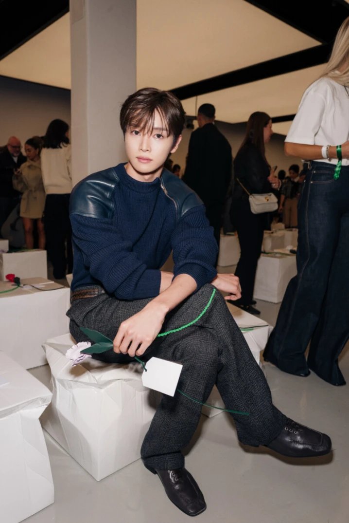 fashionjp's tweet photo. #玉森裕太 さん（#KisMyFt2）や #宮沢りえ さん、#ソンチャン（#RIIZE）が来場！
#BOTTEGAVENETA（#ボッテガ・ヴェネタ）2027年サマーコレクションの豪華ゲストスナップをお届け✨

🔗https://t.co/UvFSByS0WY https://t.co/EayyoAADOB
