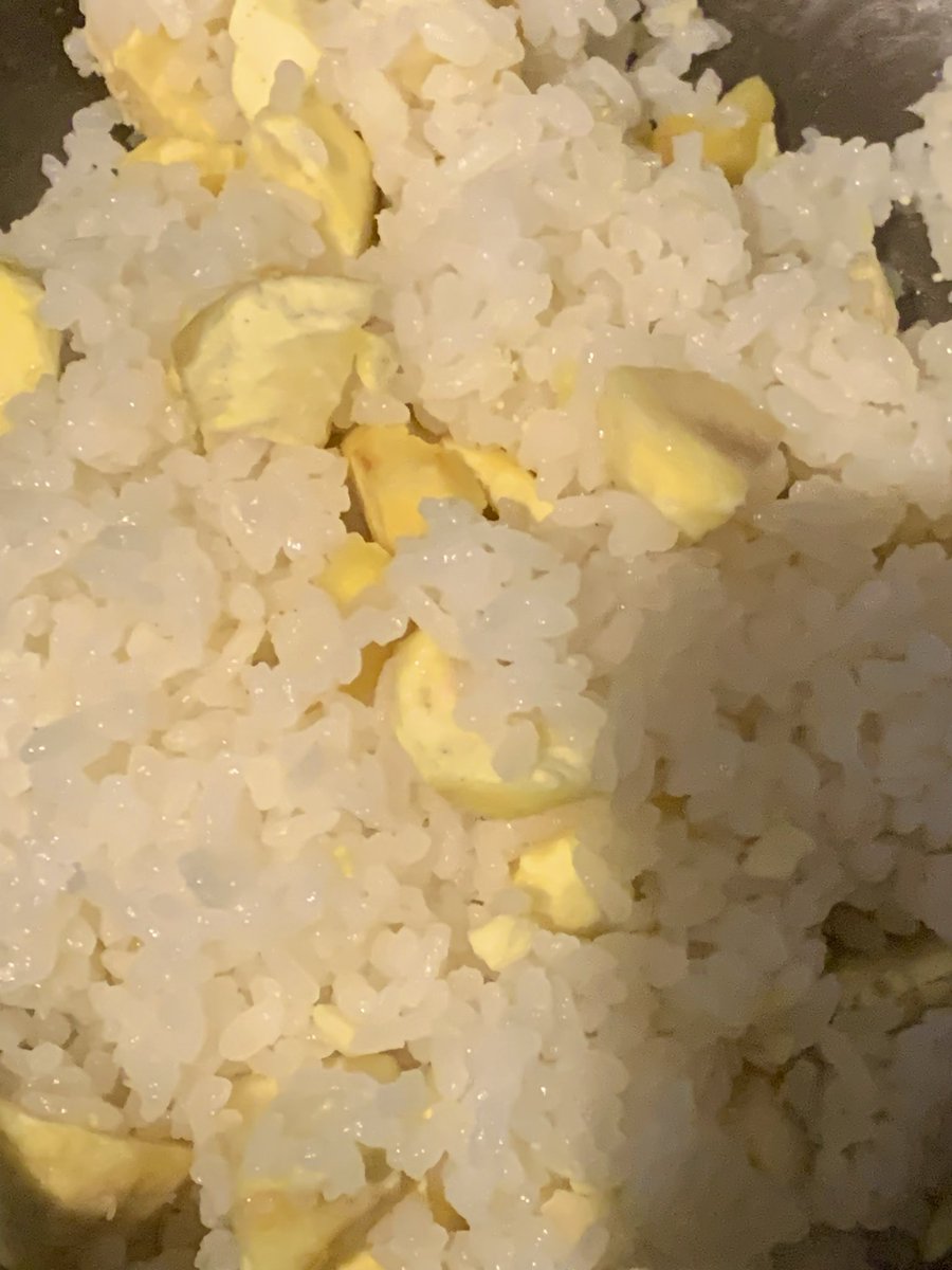 FujikoMichelle's tweet photo. むちゃくちゃ美味しー！
今年の栗、虫食いもほとんどなくて大きくて美味しいー！ https://t.co/nWwJwAH1tS
