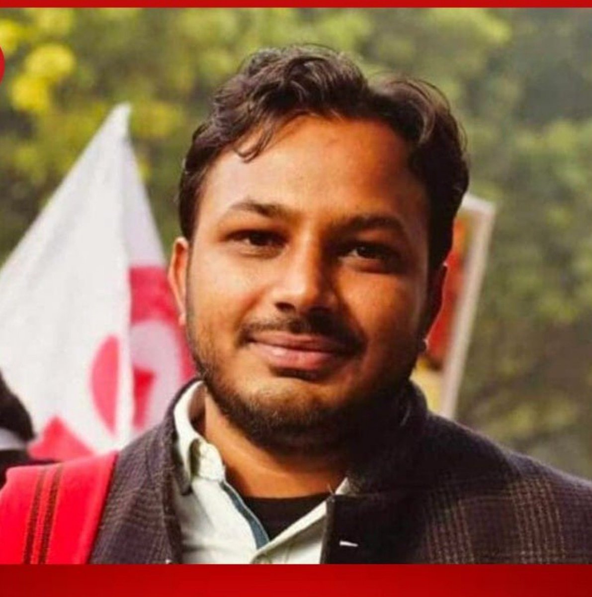 pankajtrivendr's tweet photo. इसमें क्या कमी थी जो अखिलेश यादव ने इसे राजयसभा नहीं भेजा। इसने तो सपा के समर्थन में जी जान लगा दी। बसपा के खिलाफ नरेटिव सेट किया जिससे सपा सरकार बना ले। लेकिन बदले में इस फ़र्ज़ी प्रोफेसर को क्या मिला? https://t.co/9vwRdGrtY7