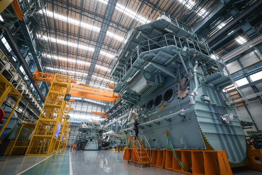 CEIS24060800's tweet photo. What does the future of shipbuilding look like?
In #Dalian, northeast #China, this "Future Factory" might have the answer. 🚢
#ChinaInNumbers #Shipbuilding #SmartManufacturing 🔗https://t.co/1JZg073zfe https://t.co/b229uQqxz8