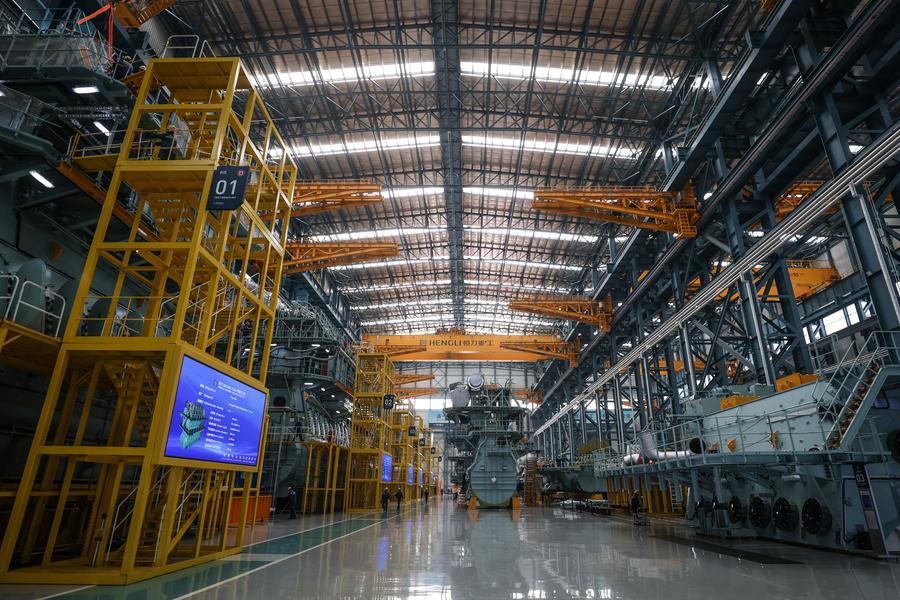 CEIS24060800's tweet photo. What does the future of shipbuilding look like?
In #Dalian, northeast #China, this "Future Factory" might have the answer. 🚢
#ChinaInNumbers #Shipbuilding #SmartManufacturing 🔗https://t.co/1JZg073zfe https://t.co/b229uQqxz8