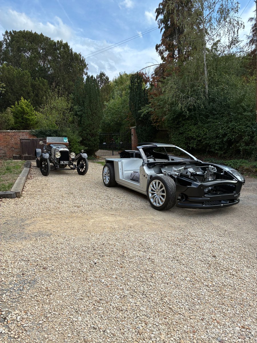 AMHTOfficial's tweet photo. A new arrival has landed at the museum! 

The stunning Vanquish Volante in Morning Frost is now on display as part of our celebration of 25 Years of Vanquish.
The Vanquish Volante will be with us until the end of the year alongside our Generation One and Generation Two Vanquish cutaways.
Come and see these remarkable cars for yourself!
Open Wednesday, Thursday & Friday, plus the 1st and 3rd Saturdays each month.
Book via our website.

#AMHT #AstonMartinHeritage #Vanquish #VanquishVolante  #WhereTheAstonMartinStoryLives #ClassicCars #CarMuseum #25YearsOfVanquish #MorningFrost #AstonMartinHeritageTrust