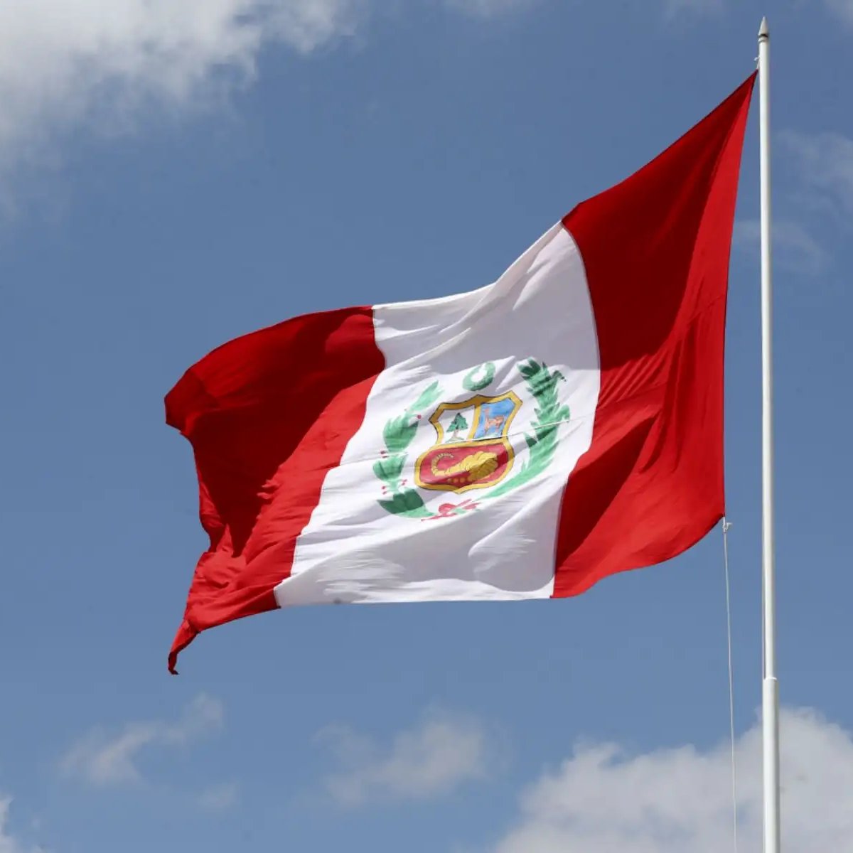 CriptoNoticias's tweet photo. 🇵🇪 Perú registró su primera importación documentada cuyo pago internacional se liquidó utilizando las stablecoins ethereum:0xdac17f958d2ee523a2206206994597c13d831ec7 y ethereum:0xa0b86991c6218b36c1d19d4a2e9eb0ce3606eb48. La operación financiera fue procesada por la empresa Linka. https://t.co/vslH4UGpTN