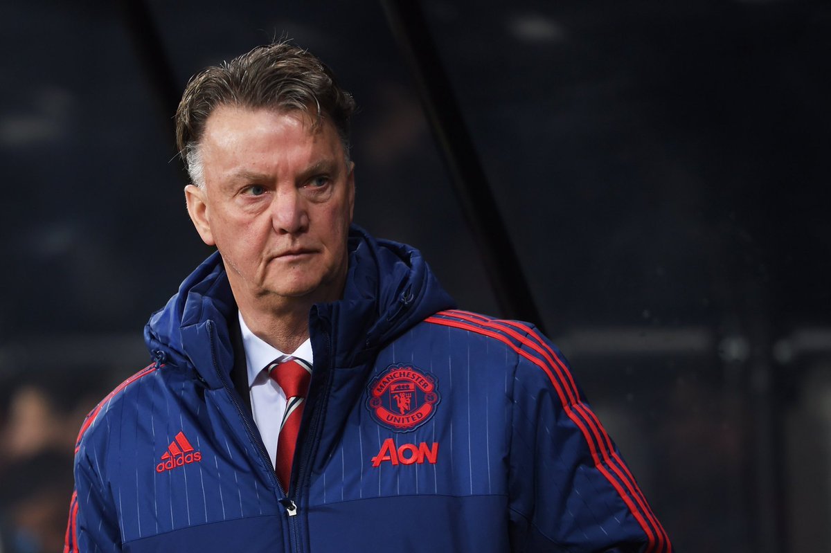 UtdXclusive's tweet photo. 🚨 NEW: Louis van Gaal has been told he should consider legal action over Manchester City’s part in his 2016 Manchester United sacking. 

AD columnist Sjoerd Mossou argued that City’s confirmed guilt on all 115 Premier League charges and their alleged “sham” arrangements to dodge financial rules - underpinned a decade of dominance that included finishing fourth in 2015/16 on goal difference while United finished fifth, missing the Champions League despite Van Gaal winning the FA Cup and then losing his job. 

[@Sport_Witness, @Sean_Lunt, @sjoerdmossou]