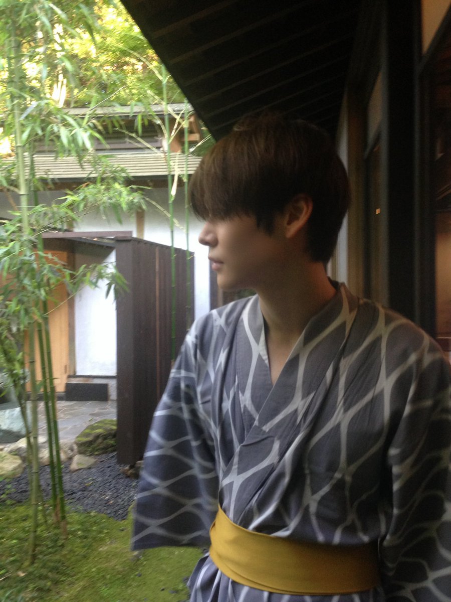 Asphodelus2ton's tweet photo. 은석 사진들 참 다채롭고 재밌다 https://t.co/KJl4rmKSeJ