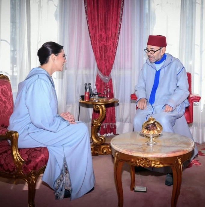 CTbienleparadis's tweet photo. الله، الوطن، الملك 
Dieu, la Patrie, le Roi
#Maroc
Félicitations maître @elmansourif75 pour votre nomination. https://t.co/jGaQzh55Eo