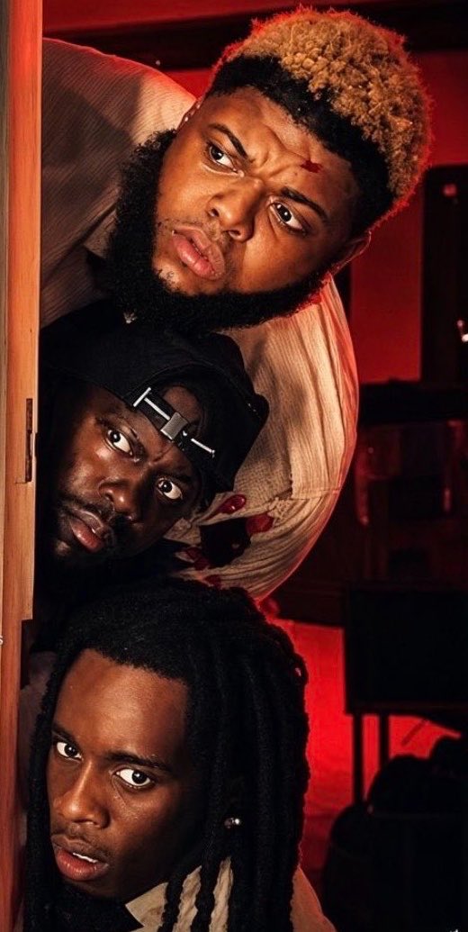 slumpboyfvr's tweet photo. @ShesFishy Who tf are these niggas😂 https://t.co/B64blbh6Lq