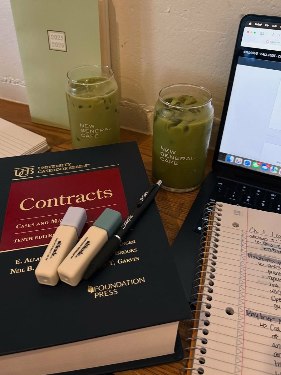 nyliava's tweet photo. studying doesn’t suck as much as failing https://t.co/k08achVTYK
