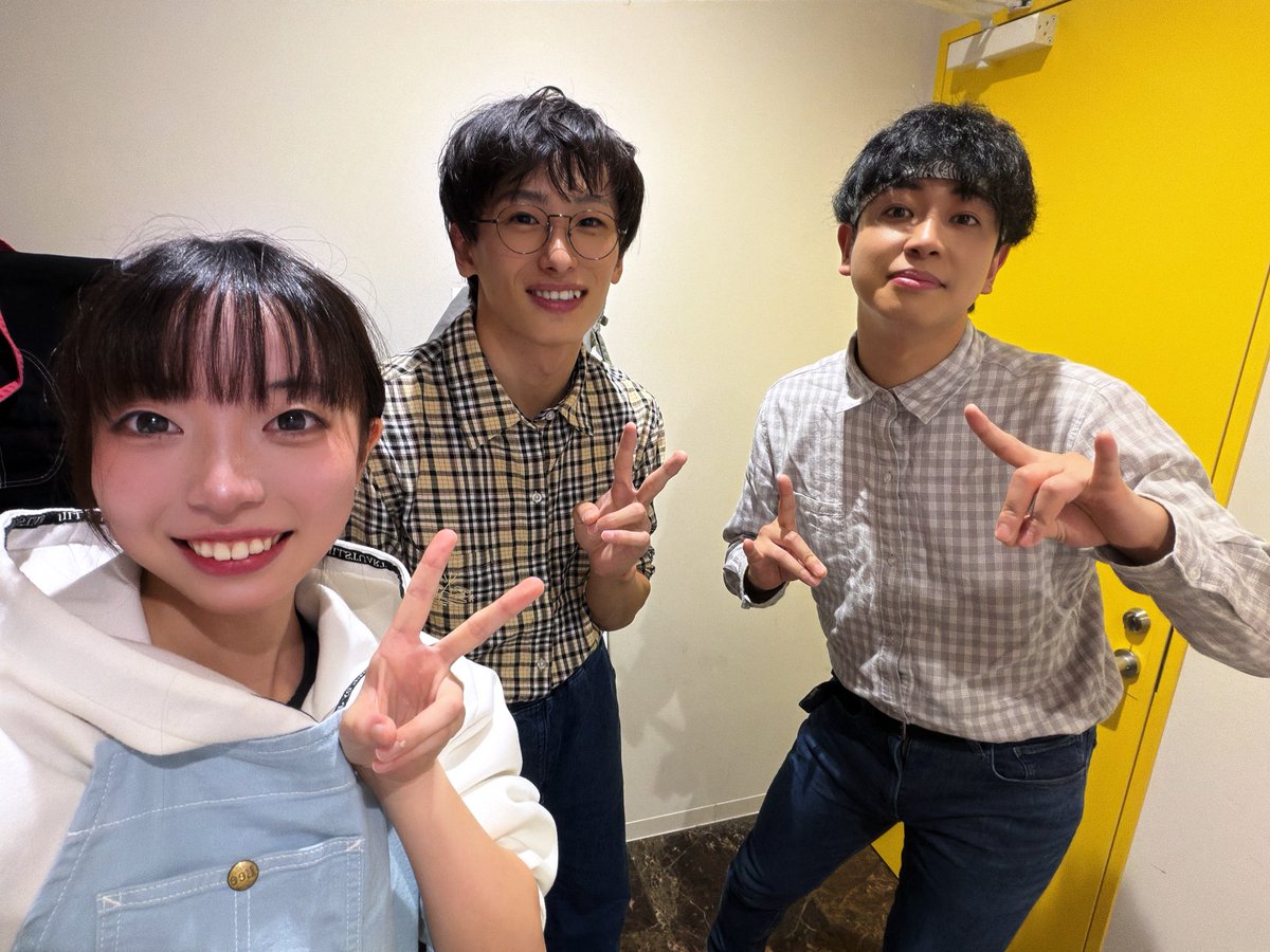 RAJ_HAL's tweet photo. ありがとうございました！✨
給食おばちゃん兼ロコモコ末裔
として、これからも頑張ります！🔥
 #ナッツライブ
 #NATSLIVE
 #REALAKIBAJUNIORZ
 #ロコモコ作りました
 #衛生帽子 https://t.co/wKvoGoGcBE