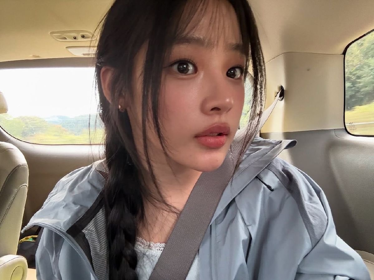moshimiie's tweet photo. @KimGaramHQq @sunooeyess bitch shut up😭😭😭😭😭 like you can’t accept reality or what?? https://t.co/kifdnJ7agl