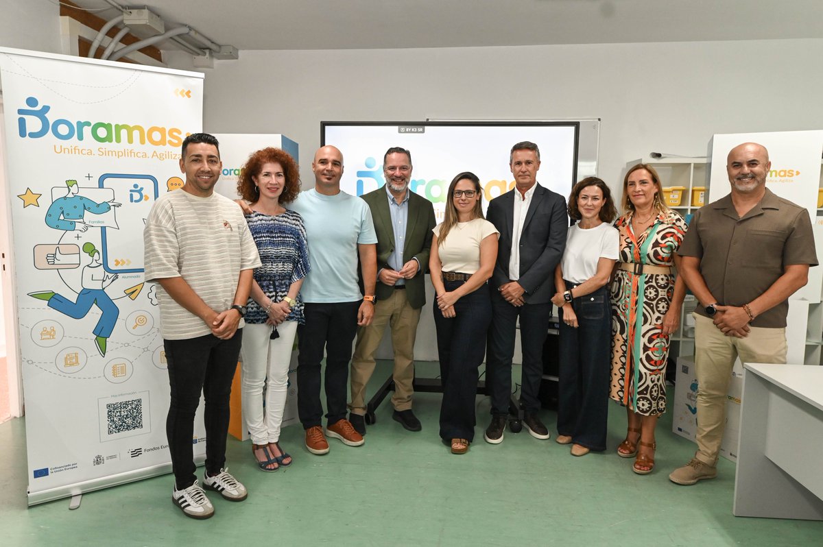 EducacionGobC's tweet photo. 🔵 Doramas avanza con éxito en sus primeras semanas de implantación en los centros educativos

✔️ La nueva plataforma de gestión educativa se encuentra en 30 centros en fase piloto 

ℹ️52.000 accesos y 13.300 personas usuarias desde su puesta en marcha

📎 https://t.co/p1MABhVpse https://t.co/bNKFy1PsF4