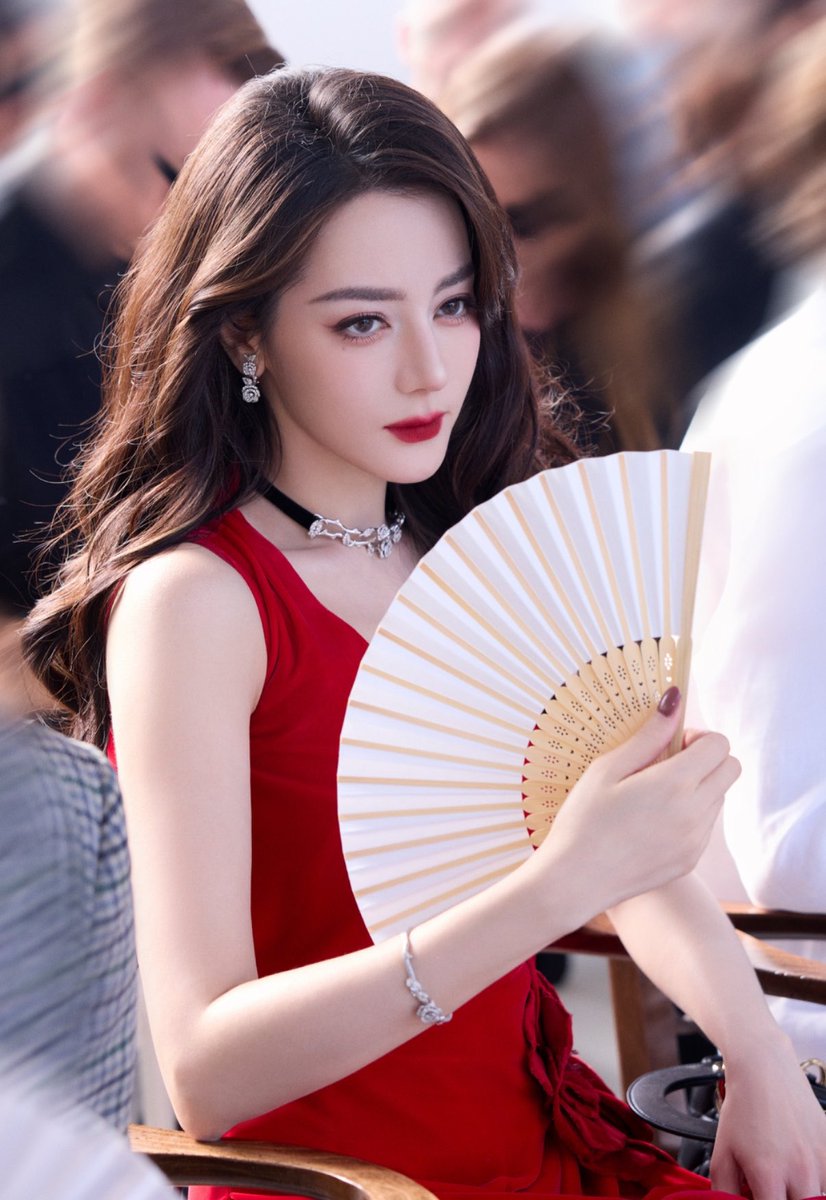 tragiang2188's tweet photo. Quá đỉnh rồi Nhiệt Ba ơi

#DilrabaxDiorSummer27 #Dilraba #DiorSummer27
@Dior https://t.co/ZVfGoXWaNC