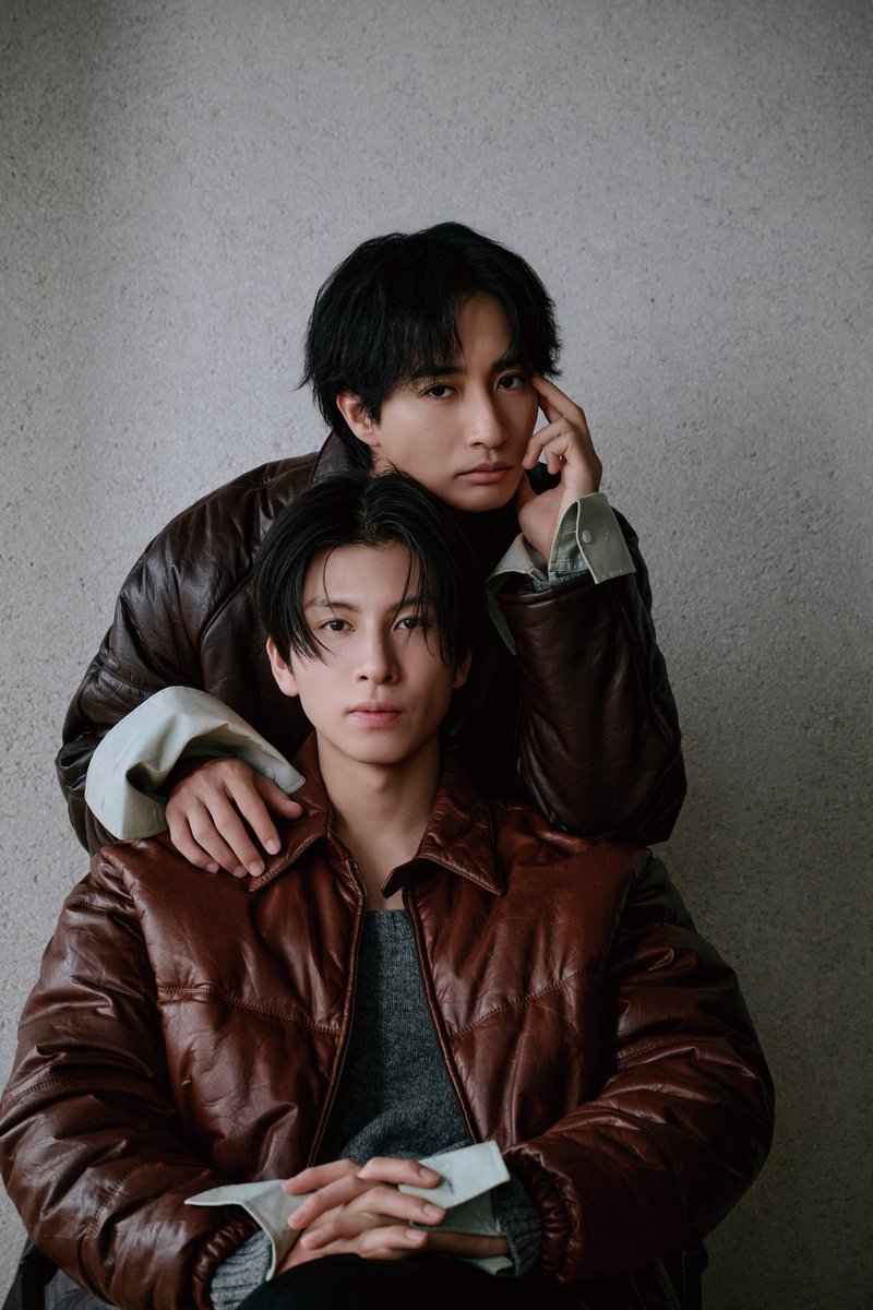 therampagefext's tweet photo. ＼本日発売📚／

#GIANNA 別冊
『GIANNA HOMMES 05』

#長谷川慎 が掲載されています❤️‍🩹

#古屋呂敏 さんと豪華両面表紙&FASHIONグラビア＋INTERVIEWの20P大特集💫
特別付録 『B4サイズ両面ピンナップ』 つき！

ぜひチェックしてください✨

https://t.co/eFYe9YDN7f

@gianna_magazine 
@koi_nido @mynameis_Robin 
@makoto_lo_olzzz