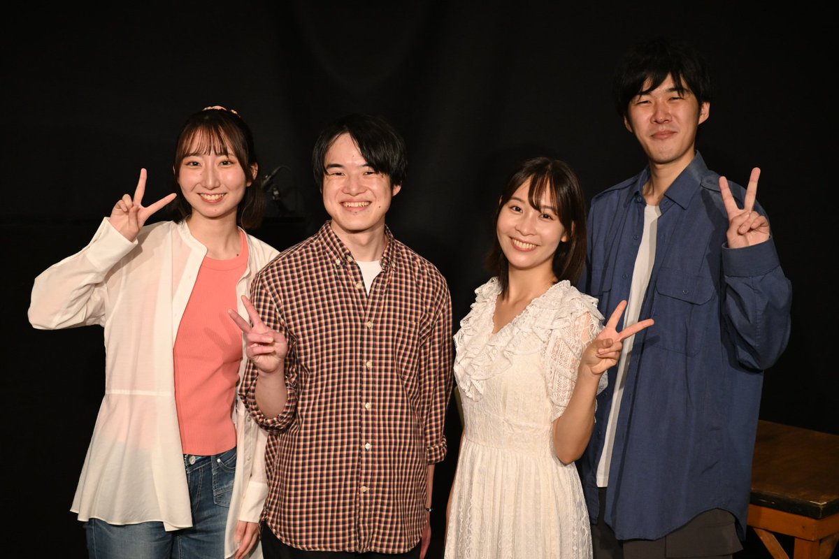 akituki111's tweet photo. ゆめともカンパニー第2回公演

#去年の夏

終演しました！
作品を創って下さったキャスト・スタッフの皆様。ご来場のお客様。感謝しています。

「忘れられない、あの夏の輝きを、一緒に舞台で。」

忘れられない夏になりました。
出会ってくれた全ての皆さんへ。

心からありがとうございました🌻 https://t.co/STryiTJNQ4