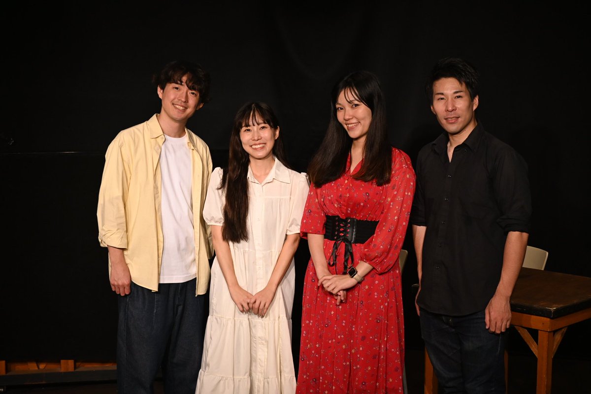 akituki111's tweet photo. ゆめともカンパニー第2回公演

#去年の夏

終演しました！
作品を創って下さったキャスト・スタッフの皆様。ご来場のお客様。感謝しています。

「忘れられない、あの夏の輝きを、一緒に舞台で。」

忘れられない夏になりました。
出会ってくれた全ての皆さんへ。

心からありがとうございました🌻 https://t.co/STryiTJNQ4