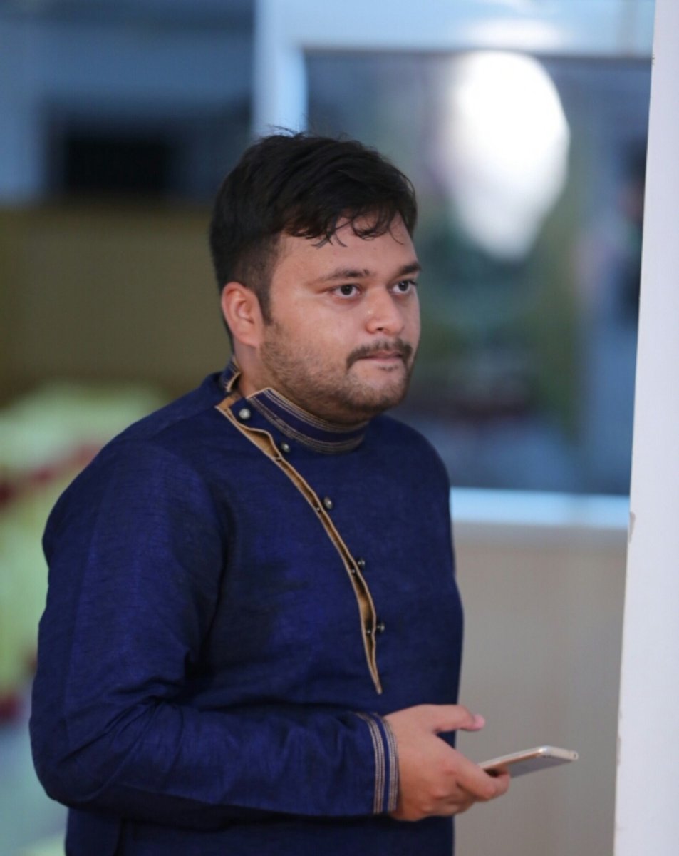Nikhilkaranam15's tweet photo. Updated my Profile pic

Ela undho chepathara🫣

#Profilepicture https://t.co/bzjKLUyHmg
