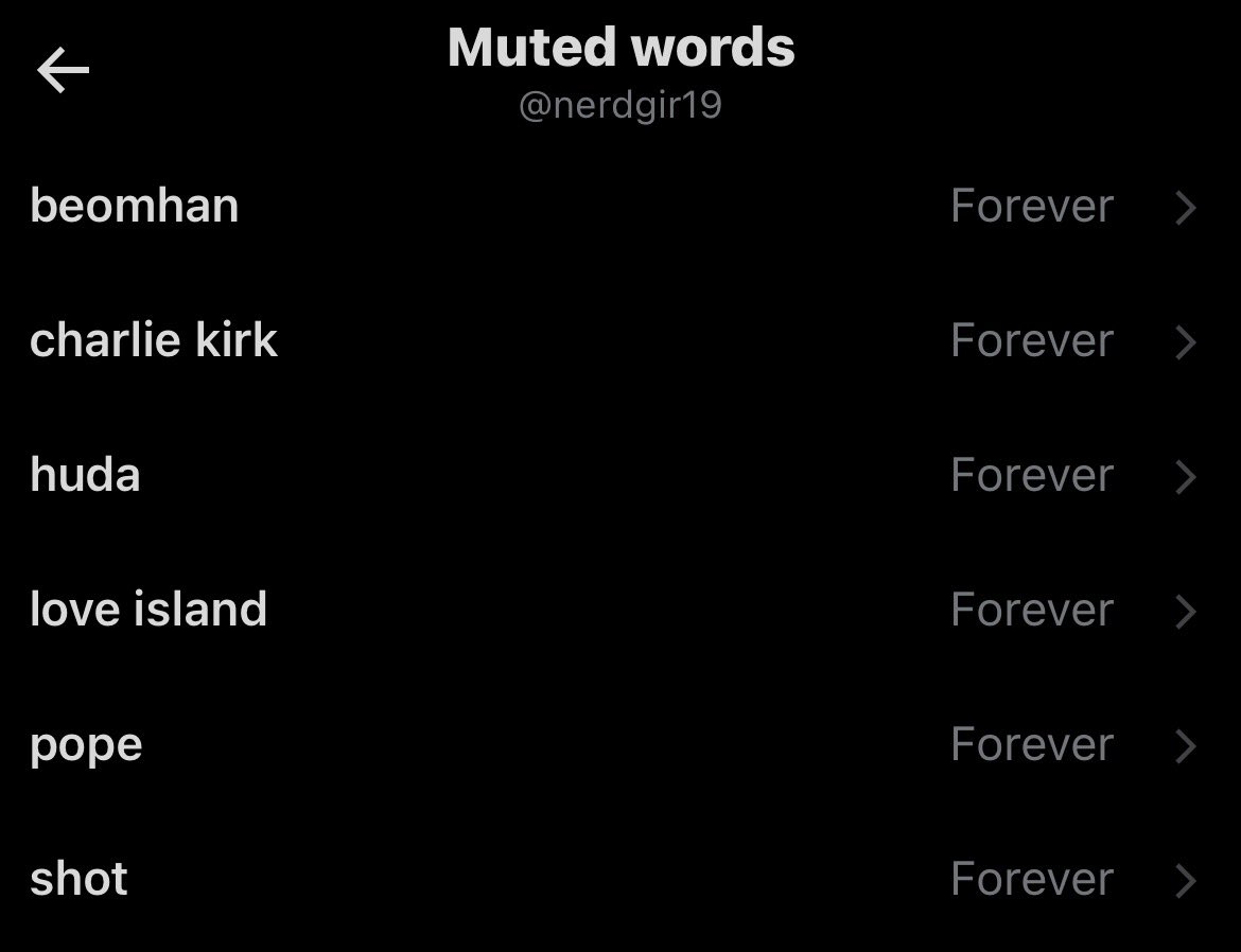 nerdgir19's tweet photo. random ass muted words LMAO https://t.co/IZFLhJVQRq
