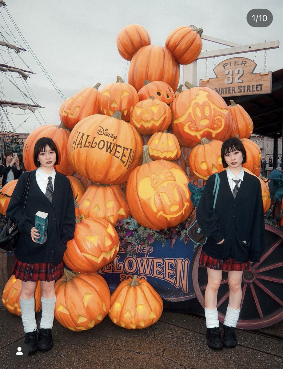 seriserigyoza's tweet photo. 最高すぎてにんまりしちゃった
静止画や動画だと、ただのばちかわおしゃれがーるだけど、2枚目の顔見たらなんか相変わらずちるちゃんはちるちゃんだなーって盛大に微笑んだ😸😽 https://t.co/aXxGattwxG