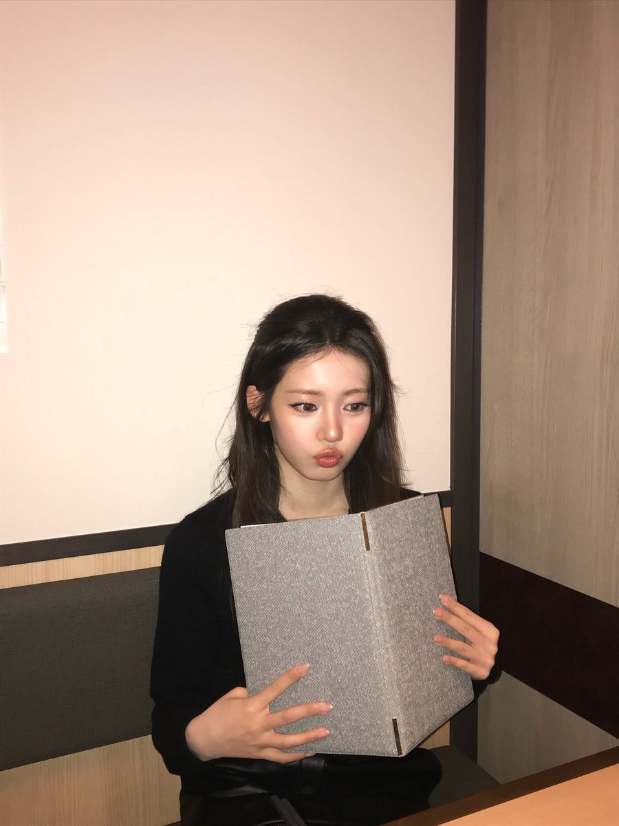188cm550N's tweet photo. 今日もローラが美しすぎる。 #RORA #ローラ #BABYMONSTER #ベイビーモンスター https://t.co/kky6zcQWS7