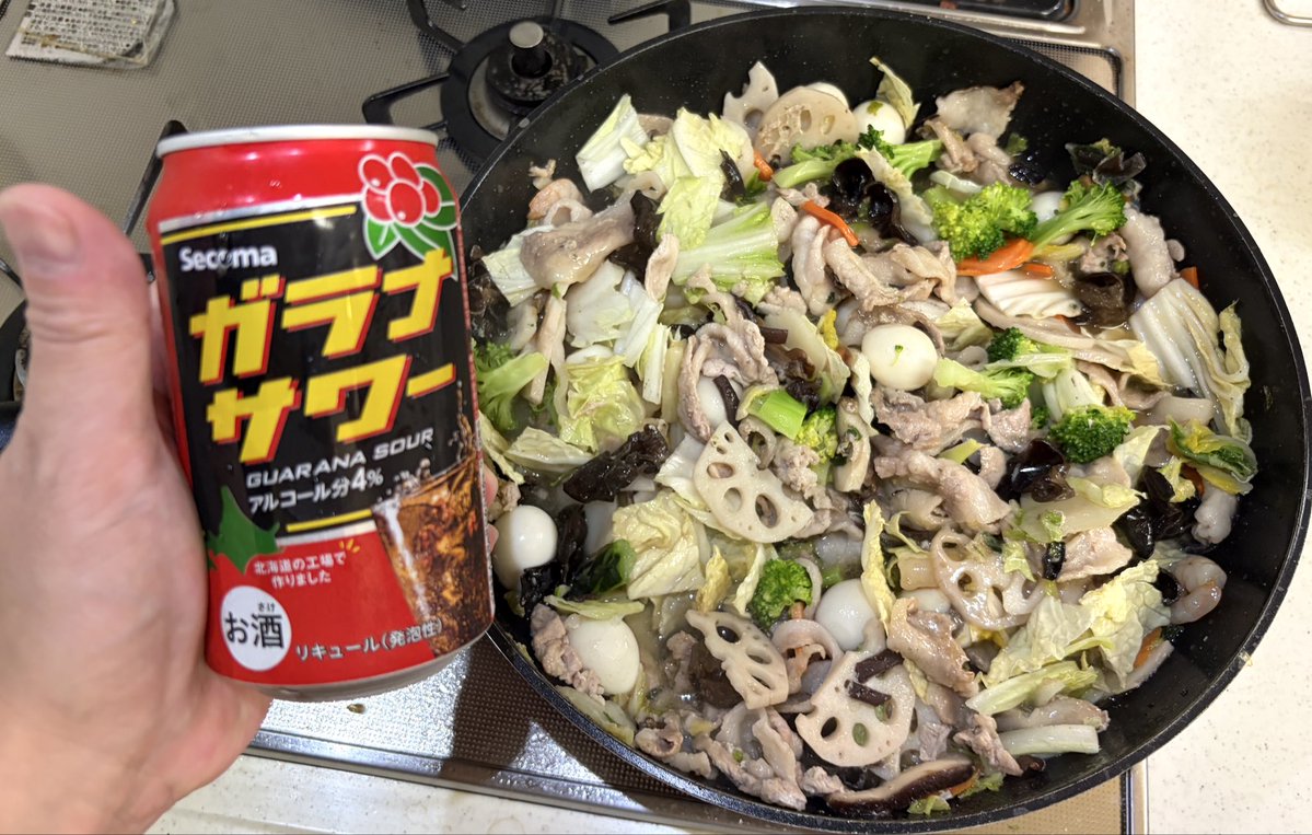 adon0609's tweet photo. 自分メモ

週の真ん中 水曜日も…

キメながら 作るッ‼️

…からの 中華丼で キメるッ‼️🍺

#自炊メシ
#男子ごはん https://t.co/GX0Rj2LmZU