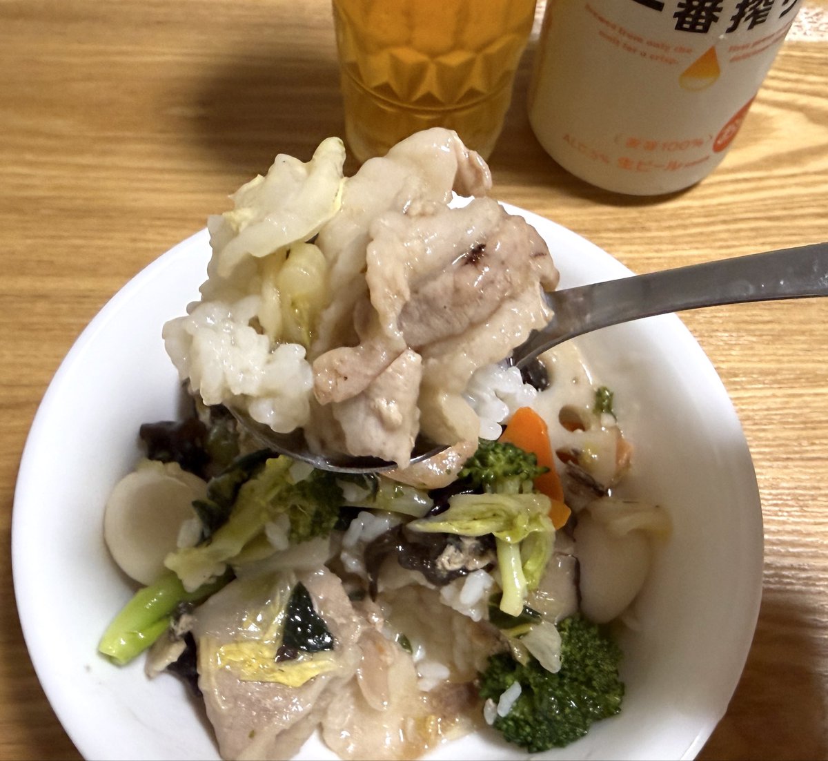 adon0609's tweet photo. 自分メモ

週の真ん中 水曜日も…

キメながら 作るッ‼️

…からの 中華丼で キメるッ‼️🍺

#自炊メシ
#男子ごはん https://t.co/GX0Rj2LmZU