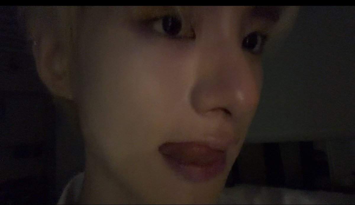 ehuneee's tweet photo. #MUL #에뮤엘 
怖い？ㅋㅋ😛 https://t.co/CZl4MElb30
