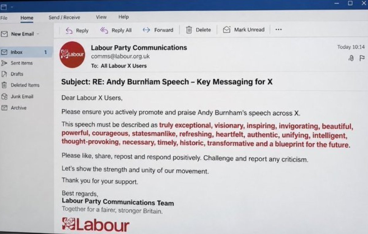 SartorialThug's tweet photo. I'm not buying this. Only a massive dangerous psychopath has one unread email in their inbox? https://t.co/ra5KuIFFyH