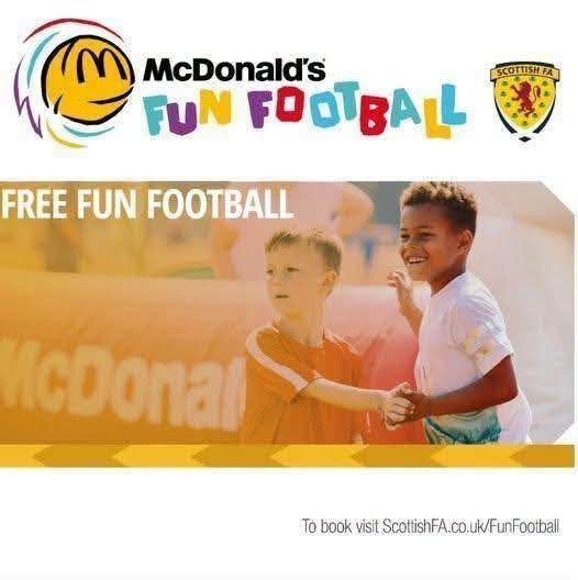 dalbeattiestar's tweet photo. Great turnout for Monday night's McDonalds Fun Football with 36 children enjoying the fun.
A big thank you to all who attended & to our brilliant coaches.
We look forward to seeing you all next Monday 5th October.
@ScottishFa
@FunFootballUK
@ScotFASouthWest
#FootballForAll https://t.co/VA6yj3IXOa