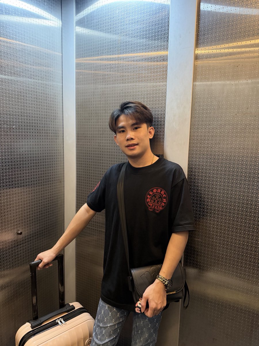 SinSinxyrk's tweet photo. ร/งาน เชียงไหม่ครับ https://t.co/BR3vbA1Pk2