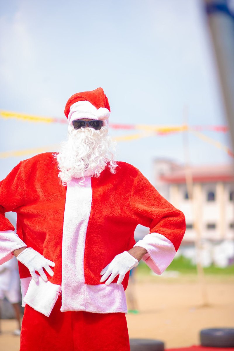 akariazeez's tweet photo. Our season is fast approaching 🎅🎄😂
#ChristmasCountdown2026 https://t.co/Mf7bgpenG7