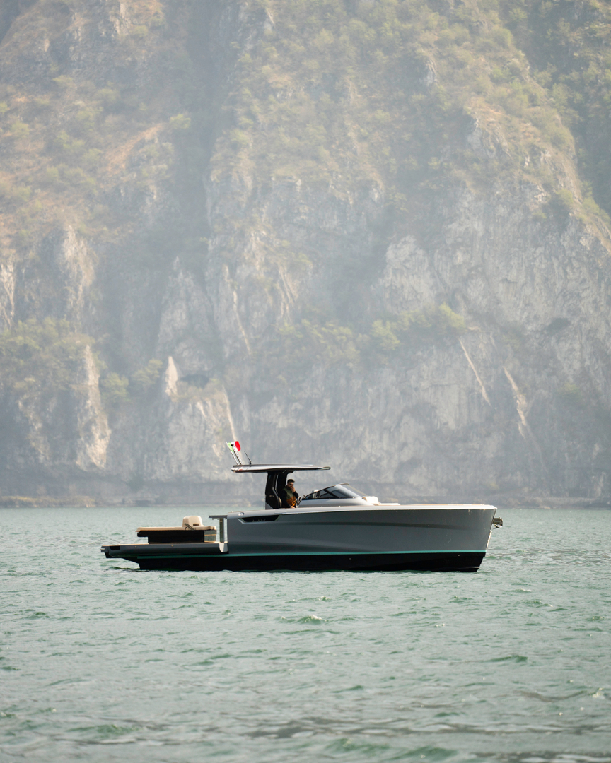 Sebinoyachts's tweet photo. With the balconies lowered, the boundary between boat and water begins to disappear.

More space. More connection. More of what you're there for. https://t.co/5FwBTXb1tG