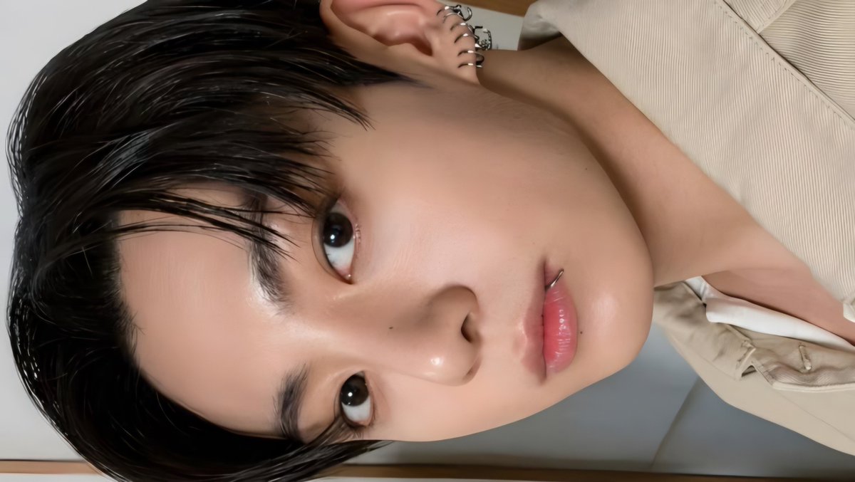 97STARRYKOO's tweet photo. https://t.co/WHnSRLrMNl