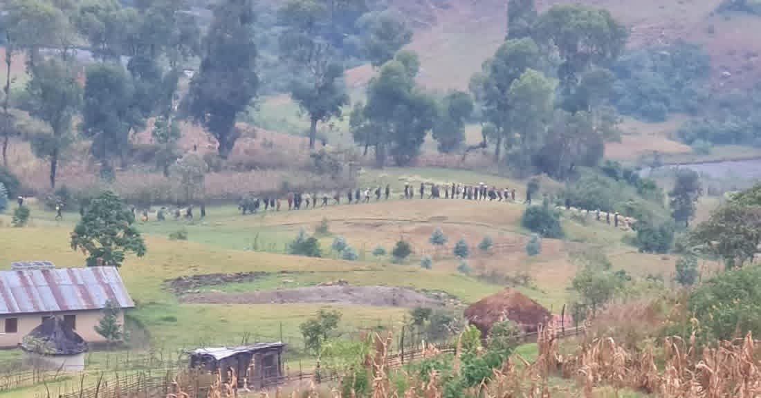 AlimasiManoach's tweet photo. #Alerte #Urgence 
#RDC / #Sud_Kivu🇨🇩🚨 : d'importants mouvements du #M23-#AFC signalés vers #Minembwe et le #Tanganyika.

D'importants mouvements d'éléments du #M23-#AFC ont été observés depuis tôt ce mercredi 30 septembre 2026 dans le territoire d'Uvira.

Selon des sources de La Voix du Kivu en provenance des hauts plateaux d'Uvira, des milliers de combattants en provenance de #Kaziba ont été vus passant par les montagnes de #Namubula, d'autres à #Rurambo, tandis que d'autres éléments venus de #Kifune sont allés à la rencontre des renforts.

D'après ces mêmes sources, ces éléments se dirigeraient vers #Minembwe, dans le territoire de #Fizi, en passant par #Kageregere et #Bijombo, dans le territoire d'#Uvira.

Toujours selon des témoignages recueillis auprès de civils ayant échangé avec des combattants de la rébellion, ces troupes seraient composées de plusieurs bataillons dont la mission serait de progresser vers #Kalemie, #Nyunzu et #Manono, dans la province du #Tanganyika, tandis que d'autres se dirigeraient vers #Kabambare, dans la province du #Maniema.

La voix du kivu 
@actualitecd @RFIAfrique @France24_fr @radiookapi @gloiremurhigisi @leParrainRDC @wembi_steve @StanysBujakera