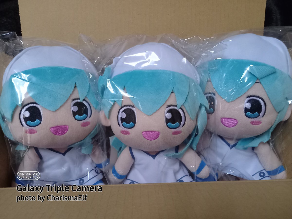 CharismaElf03's tweet photo. 連載終了して忘れられた頃にガチャが出たり、ぬいが出たり、フィギュアが出たり、その度に「３期来るか？」と立ったり座ったりしてるイカクラスタｗ https://t.co/KrPJ6zyqV9