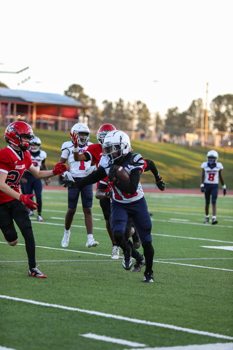 malachidavis_5's tweet photo. Game 6 highlight. We won 26-6.  We are going to the championship. 

Hurt ankle couldn't keep me on the sidelines. Proud to fight through it with the team. 🙏💯
@RecruitGeorgia  @BigFaceSportss
@valuedathletics  #RB #classof2031 #GA #SC https://t.co/svAtd5iBjv