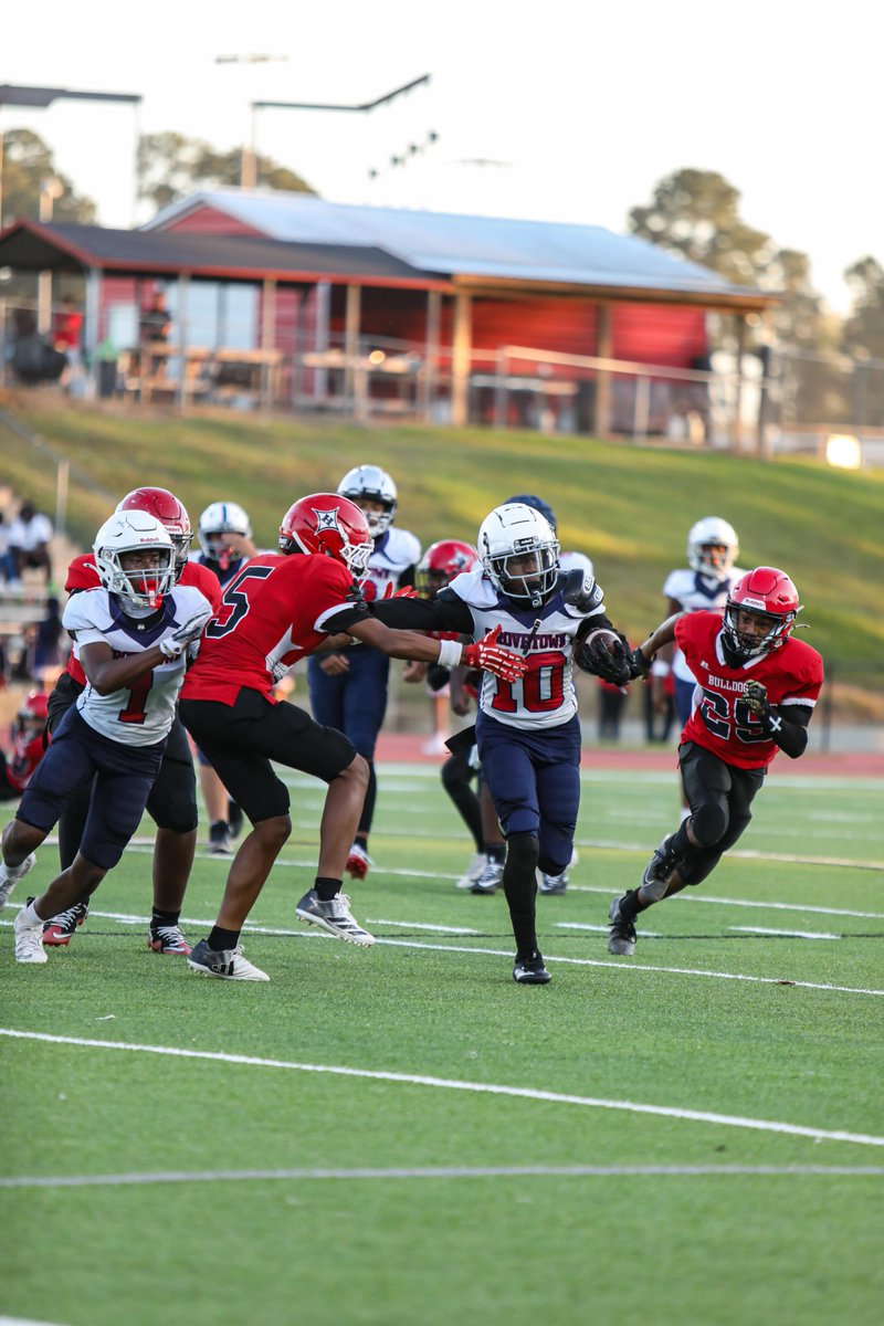 malachidavis_5's tweet photo. Game 6 highlight. We won 26-6.  We are going to the championship. 

Hurt ankle couldn't keep me on the sidelines. Proud to fight through it with the team. 🙏💯
@RecruitGeorgia  @BigFaceSportss
@valuedathletics  #RB #classof2031 #GA #SC https://t.co/svAtd5iBjv