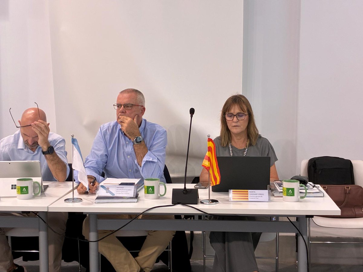 emergenciescat's tweet photo. La directora d’ @emergenciescat, Marta Cassany, assisteix a Sevilla a la reunió entre #protecciocivil de Catalunya i altres comunitats amb @proteccioncivil i @interiorgob per coordinar 🤝 la prevenció i resposta a les emergències https://t.co/EcHt1fEwIZ