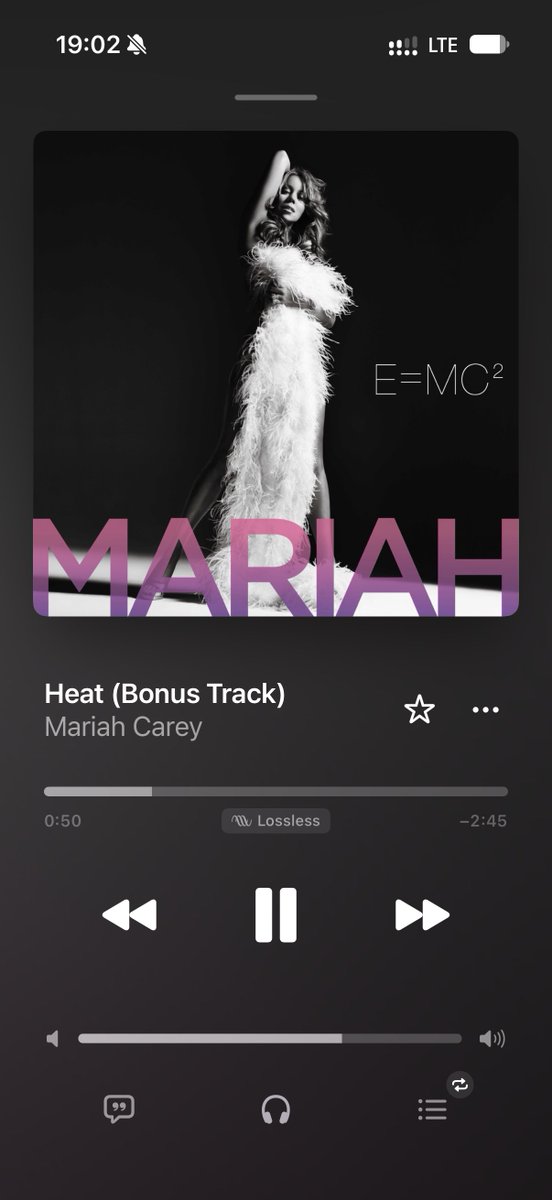hoe4jay's tweet photo. the way this song could easily fit in the red album https://t.co/KO2qd1qLO8