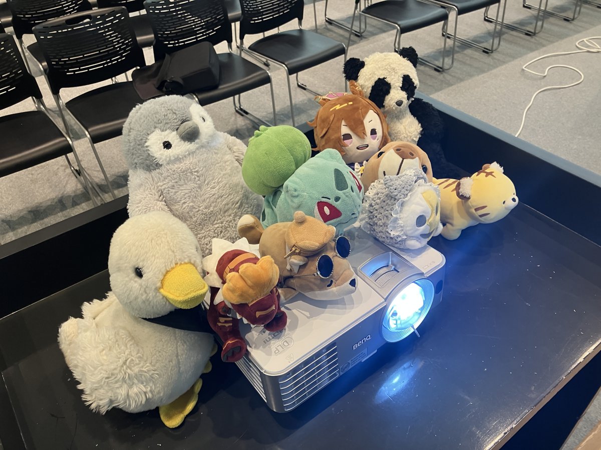 oshitimes's tweet photo. 【インタビュー】約3万いいねの「ぬいぐるみお泊り会」はなぜ生まれた？ 名古屋市美術館の学芸員・近藤将人が語る“ぬい活”企画の舞台裏
https://t.co/XoP7G1NspG
#名古屋市美術館
「ぬいぐるみお泊り会」についてのインタビューが掲載されています！ https://t.co/CuHp9VLvP8