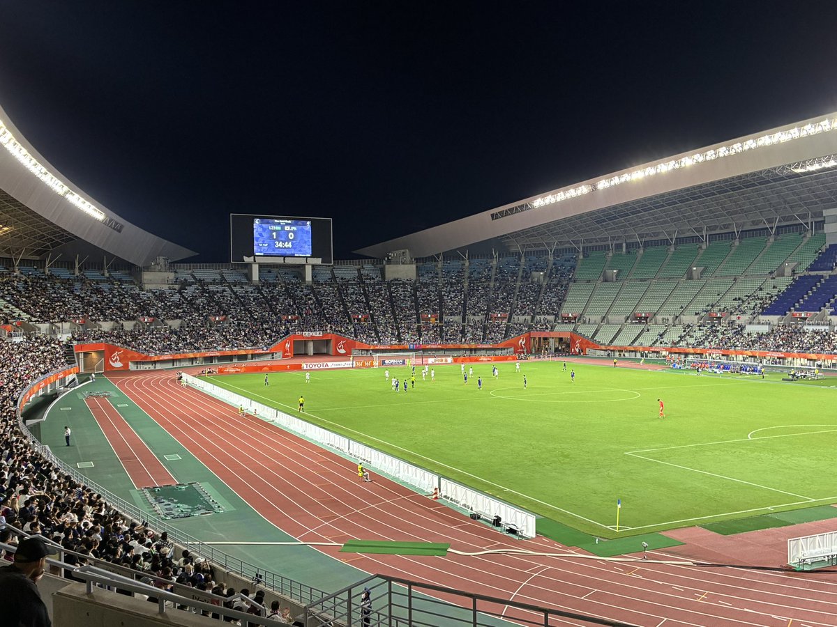 sangasasa's tweet photo. のんびり観戦 https://t.co/OjUbJU6Uy7