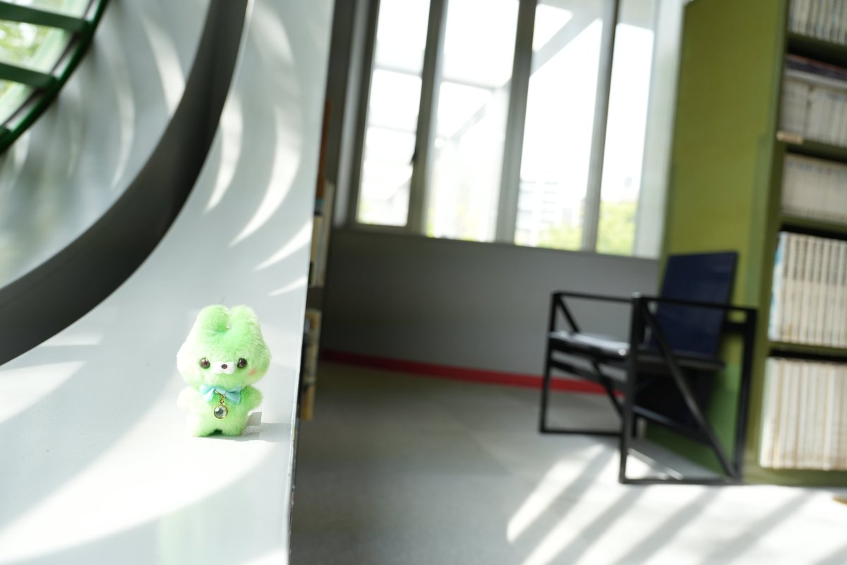oshitimes's tweet photo. 【インタビュー】約3万いいねの「ぬいぐるみお泊り会」はなぜ生まれた？ 名古屋市美術館の学芸員・近藤将人が語る“ぬい活”企画の舞台裏
https://t.co/XoP7G1NspG
#名古屋市美術館
「ぬいぐるみお泊り会」についてのインタビューが掲載されています！ https://t.co/CuHp9VLvP8