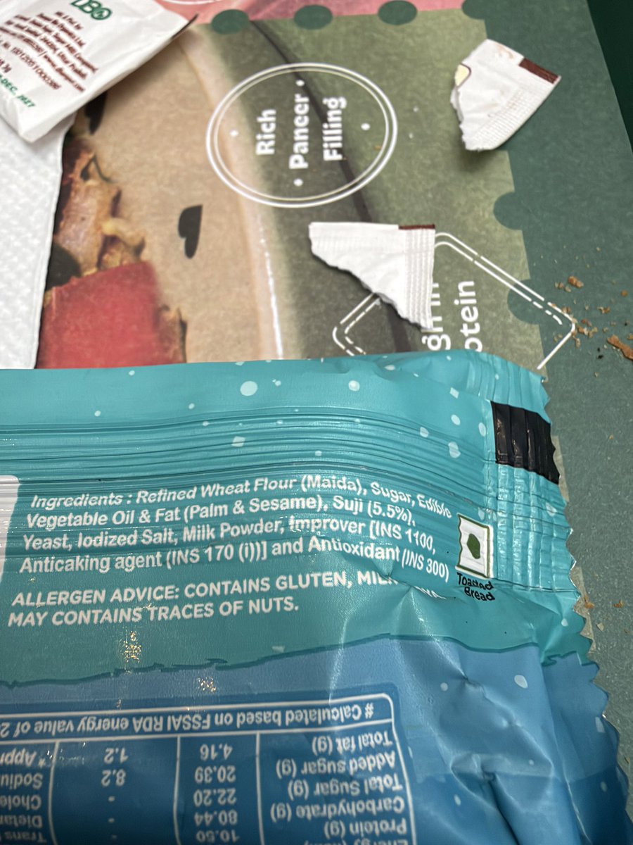 wordsofmanoj's tweet photo. @Chaayos don't say it is ilaichi. The packet doesn't say so n https://t.co/ZC67nhBVvM