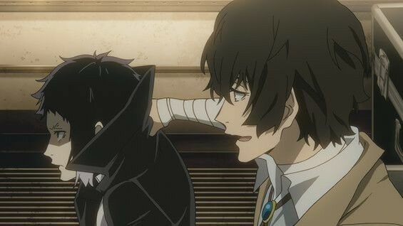skk2328's tweet photo. holding him like a damn cat 😭 https://t.co/5DEzB60nQT
