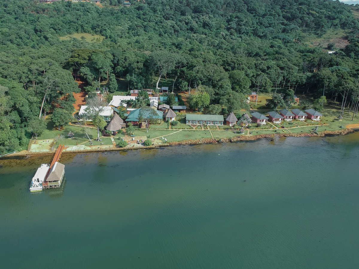 MirembeBeach's tweet photo. @MirembeBeach Hotel–Kalangala, we are a mid-range resort with a private beach. A leisure holiday destination offering a classy hospitality that makes it a perfect place for family beach holidays, corporate, social events, solo travelers &amp; weddings.

https://t.co/QcAvLvQWsq https://t.co/GmmaPyqR58