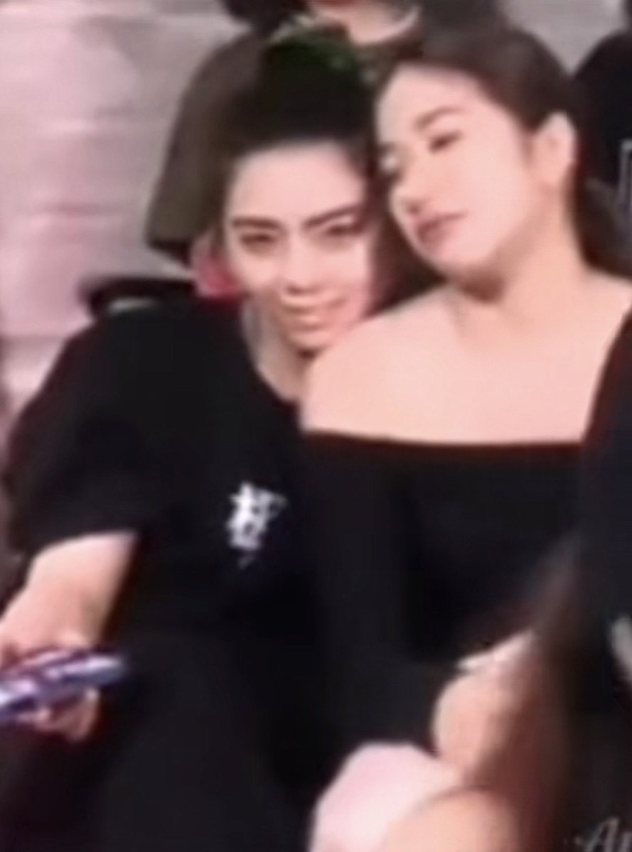 gelootc's tweet photo. Pls tell me we’re getting HD versions of these too. 🤞🏻 https://t.co/D6cXkN2koR