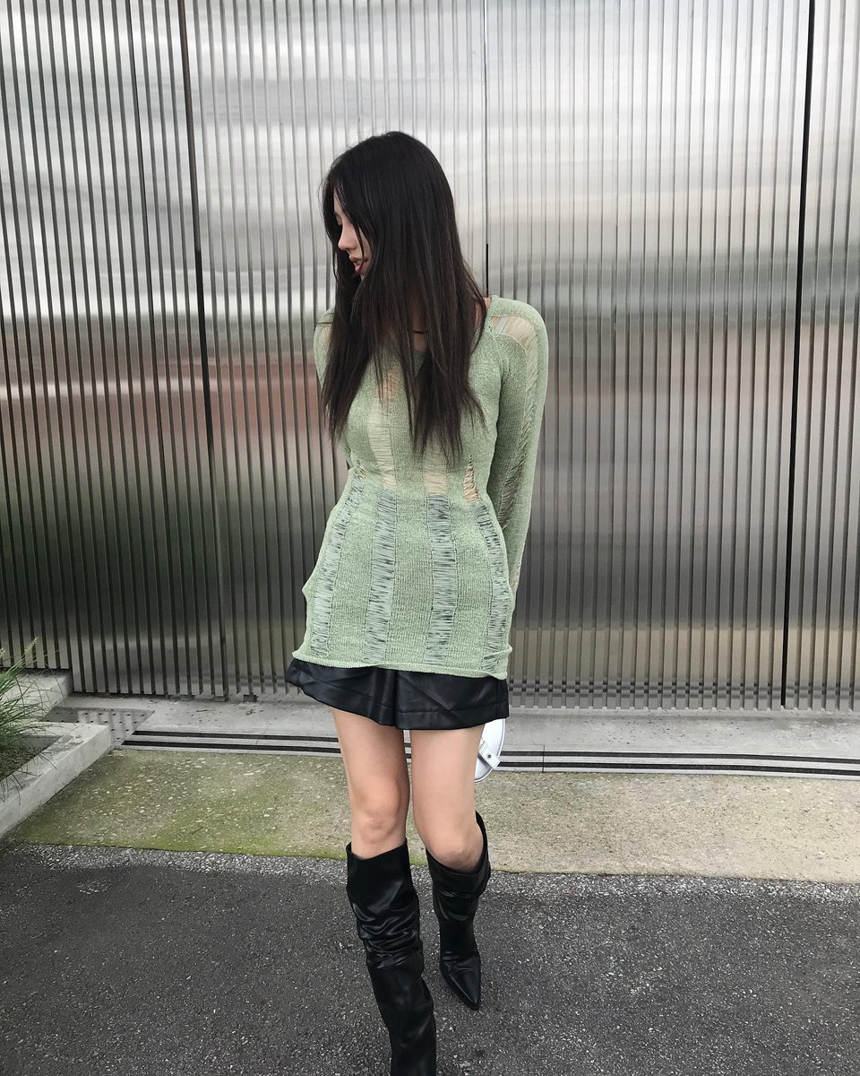 JFR049's tweet photo. Hey there! 🌞 Just wanted to say, your smile can brighten someone’s day—wear it proudly. 🌻
AiFPaLU https://t.co/0jX77Iruct
