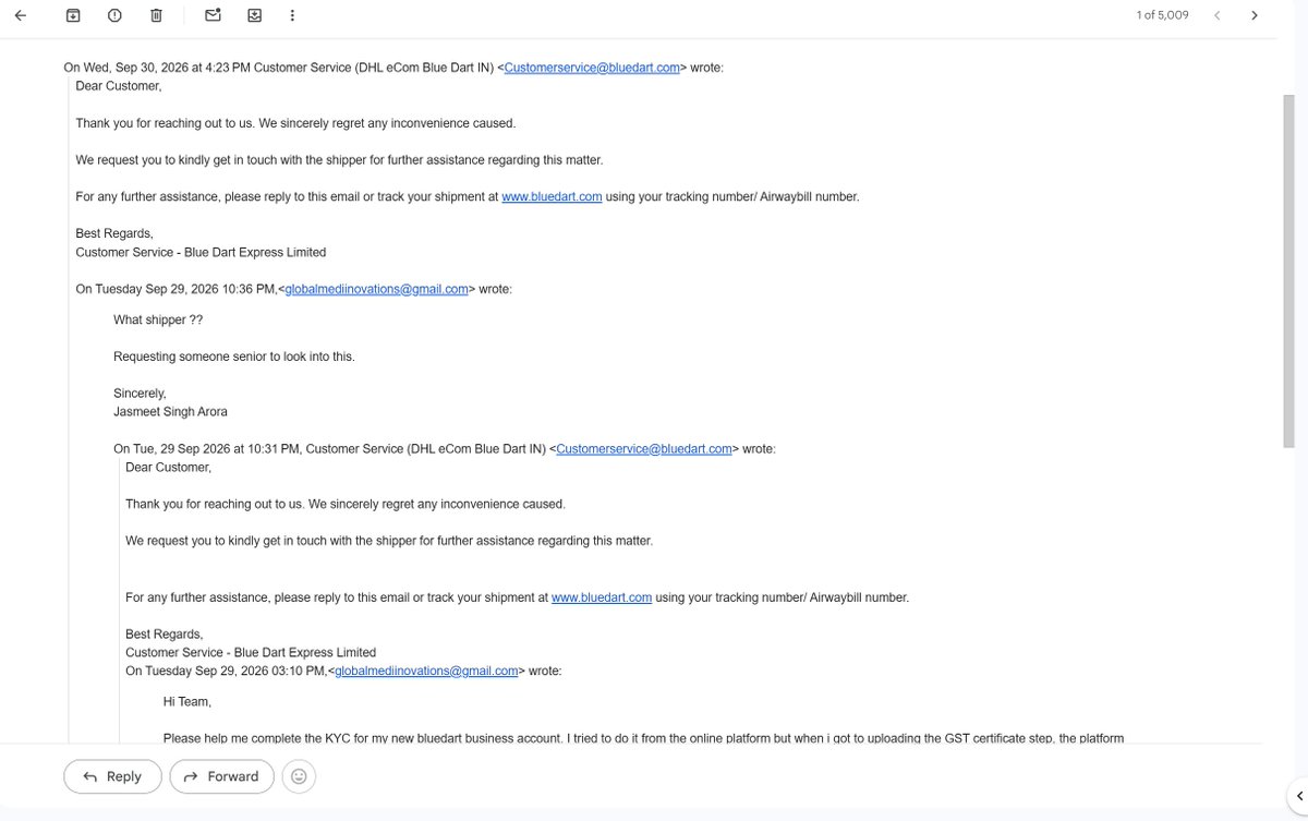 jasmeet789's tweet photo. @BlueDartCares @BlueDart_ do you see the problem here? or should i explain it? See the screenshot! and if you cannot support a funnel maybe it's best you do not launch it for the users. #exasperated #bluedart #businessaccount #onboarding #experience #buggy https://t.co/8yuxkUUjbU