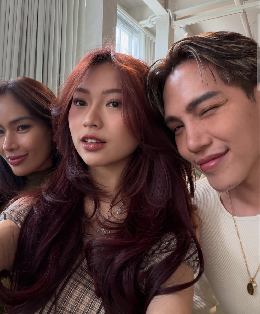 graceharuhi's tweet photo. hindi ko kinakaya ang kagandahan ni angela muji today, iba ang atake 🌸🔥🦋 https://t.co/bWF7GY7kce