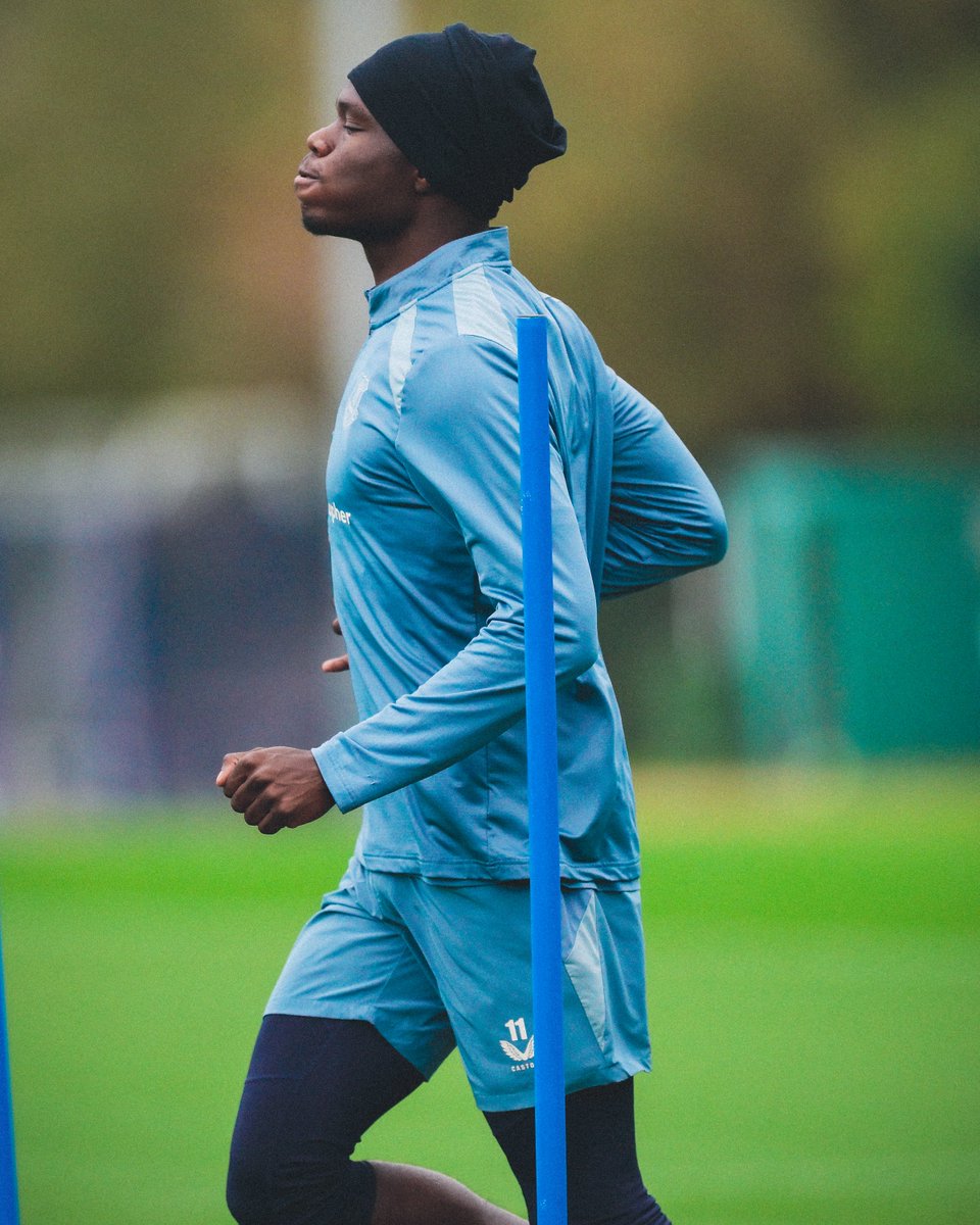 Everton's tweet photo. No letup at Finch Farm. 💪 https://t.co/dKvnYDXO2c